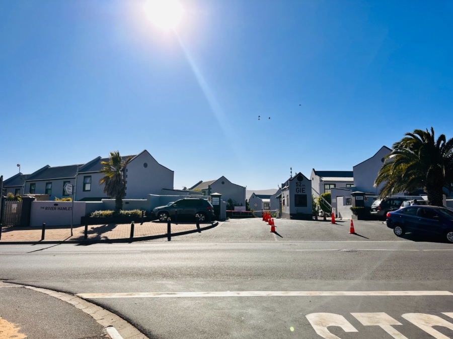 2 Bedroom Property for Sale in Table View Western Cape